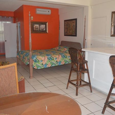 Bay Heights B&B Gros Islet Bagian luar foto