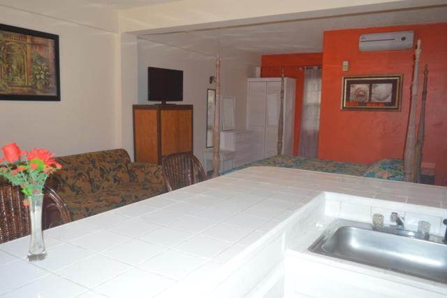 Bay Heights B&B Gros Islet Bagian luar foto